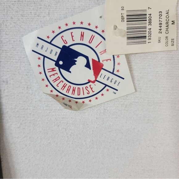 Mens Size Medium M.L.B Authentic Milwaukee Brewers 2018 Champions T Shirt NWT - Picture 9 of 10